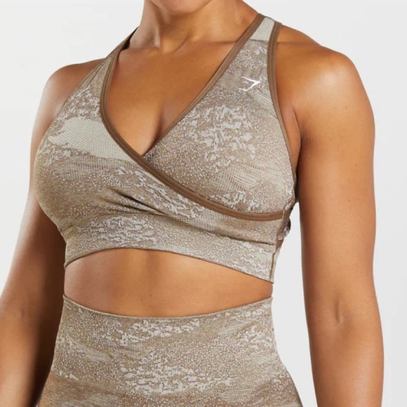 Gymshark Brown Sports Bra NWT - Picture 2 of 2